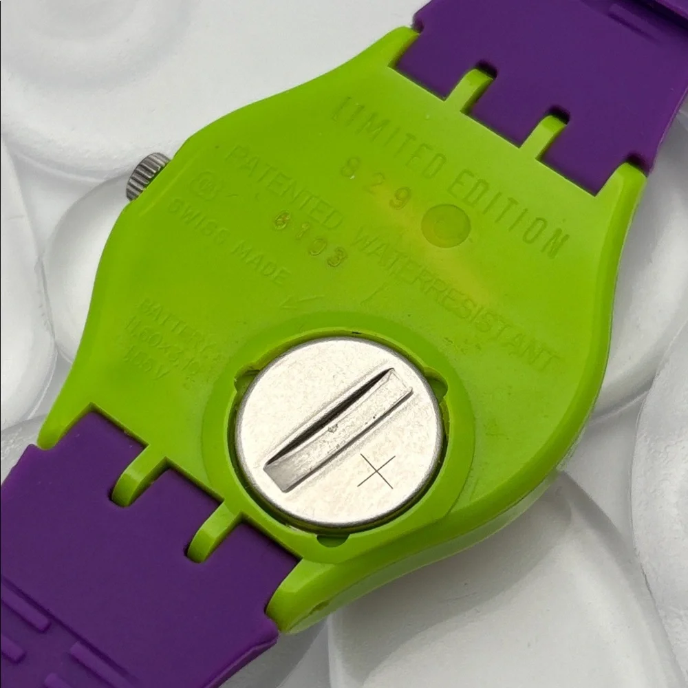 Swatch Watch - GG175 - ALIEN BABY